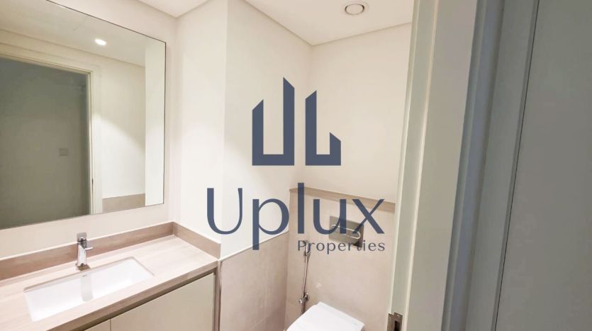 Unfurnished Unit | Middle Unit | Best Price